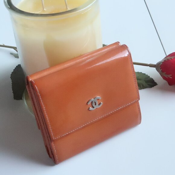 Chanel Orange Patent Leather Wallet Card Holder Silver CC Logo Luxury Designer - Picture 16 of 16